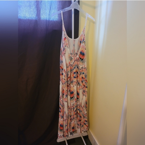 Red Carter Dreamcatcher Maxi dress, GUC, Size M - Picture 3 of 5